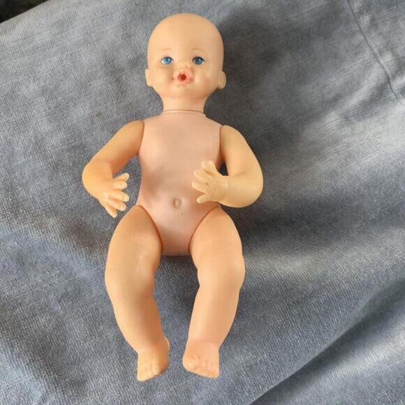 FisherPrice 1974 Adventure People Rescue Ambulance Truck 303​ - Picture 1 of 9